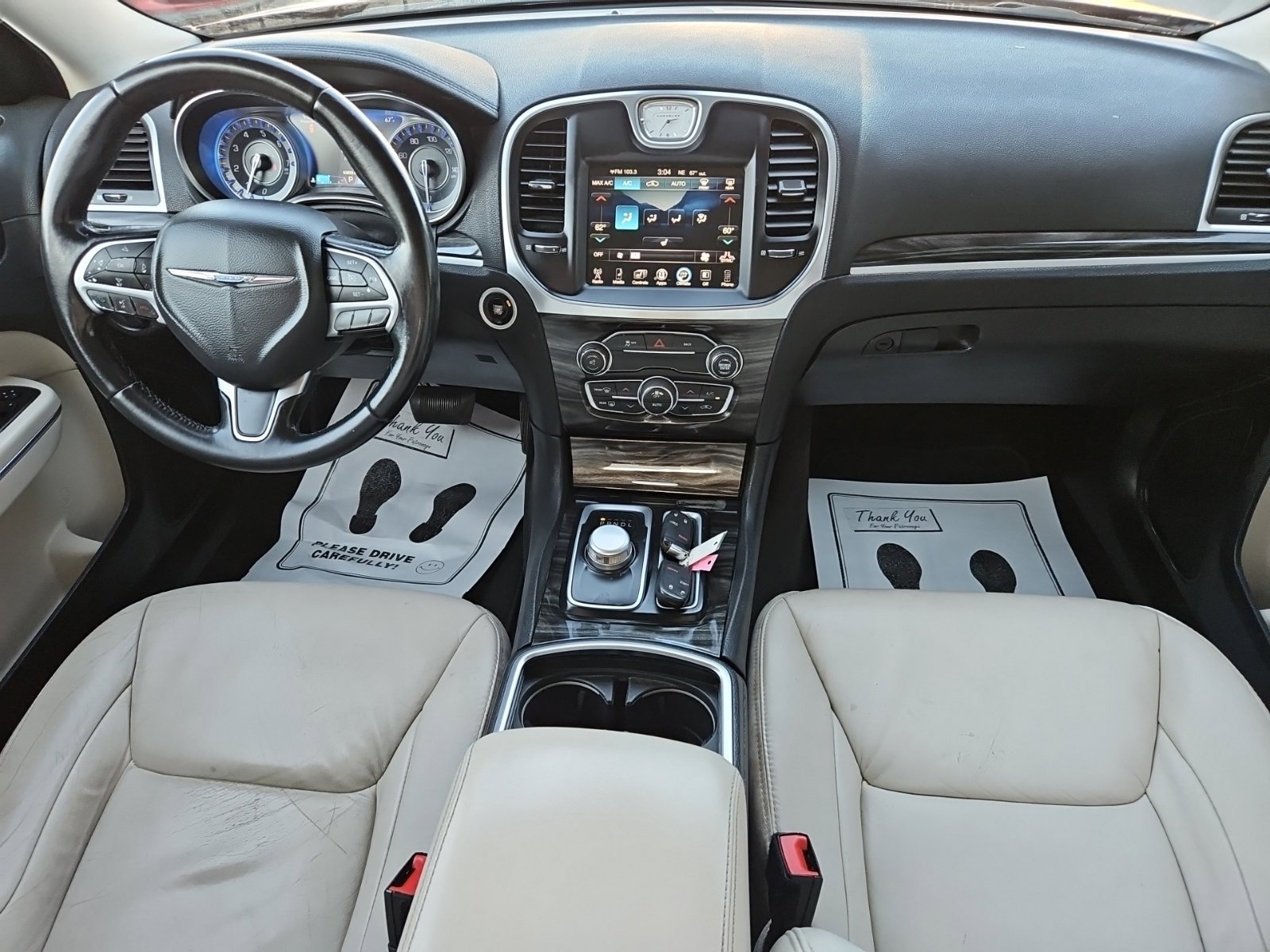 Used 2016 Chrysler 300 Limited RWD image 18