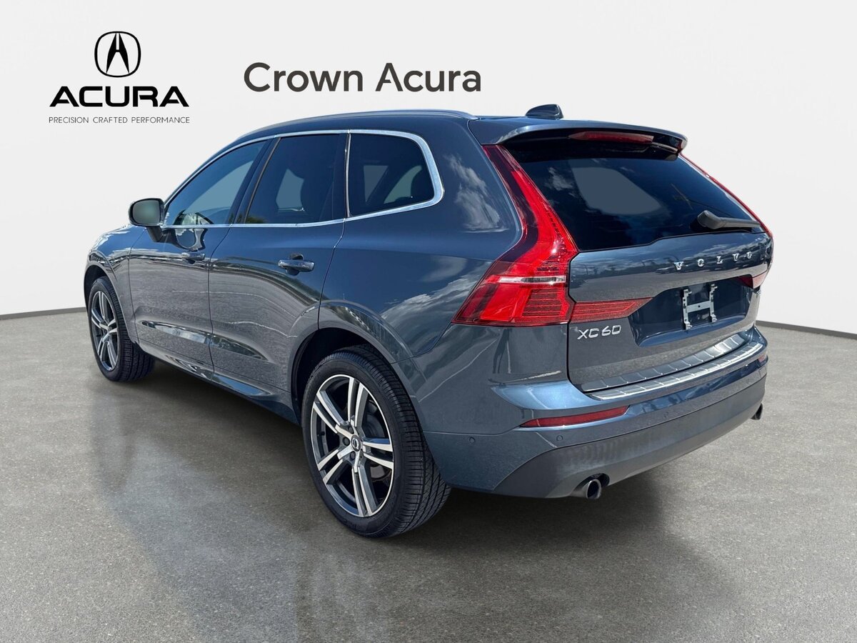 Used 2018 Volvo XC60 T5 Momentum w/ Vision Package AWD/4WD image 3
