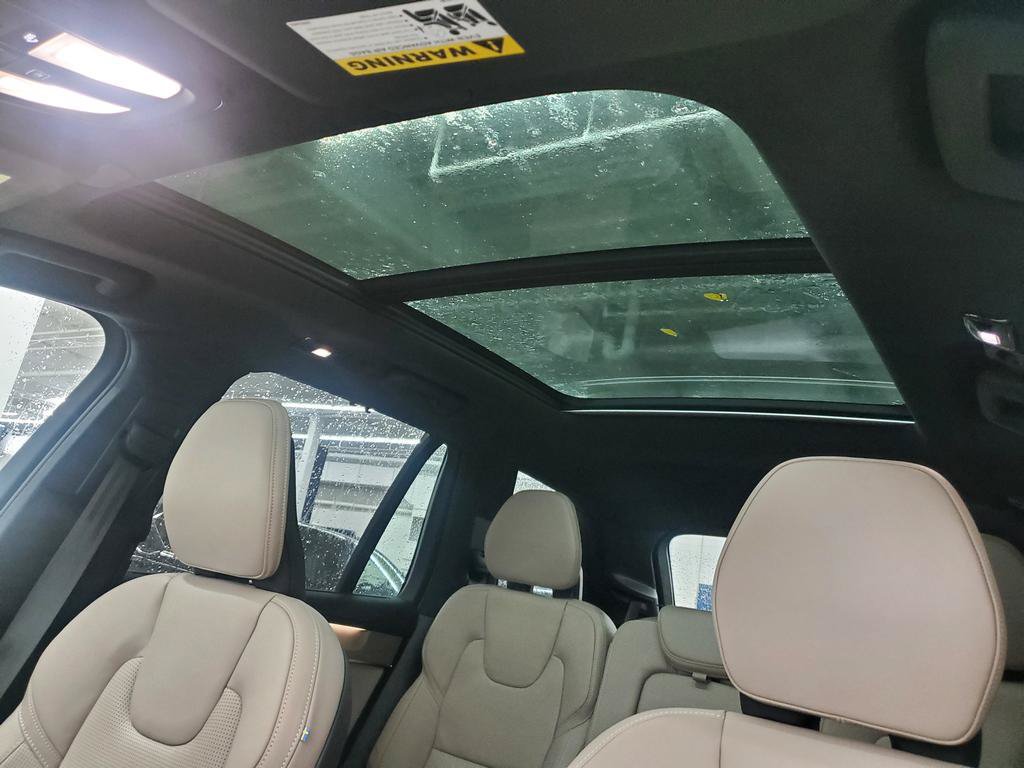 New 2027 Volvo XC90 B6 Ultra AWD/4WD image 7