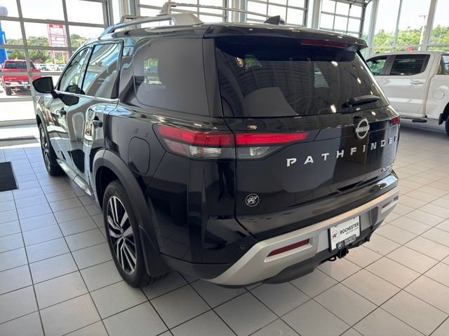 Used 2025 Nissan Pathfinder Platinum AWD/4WD image 44