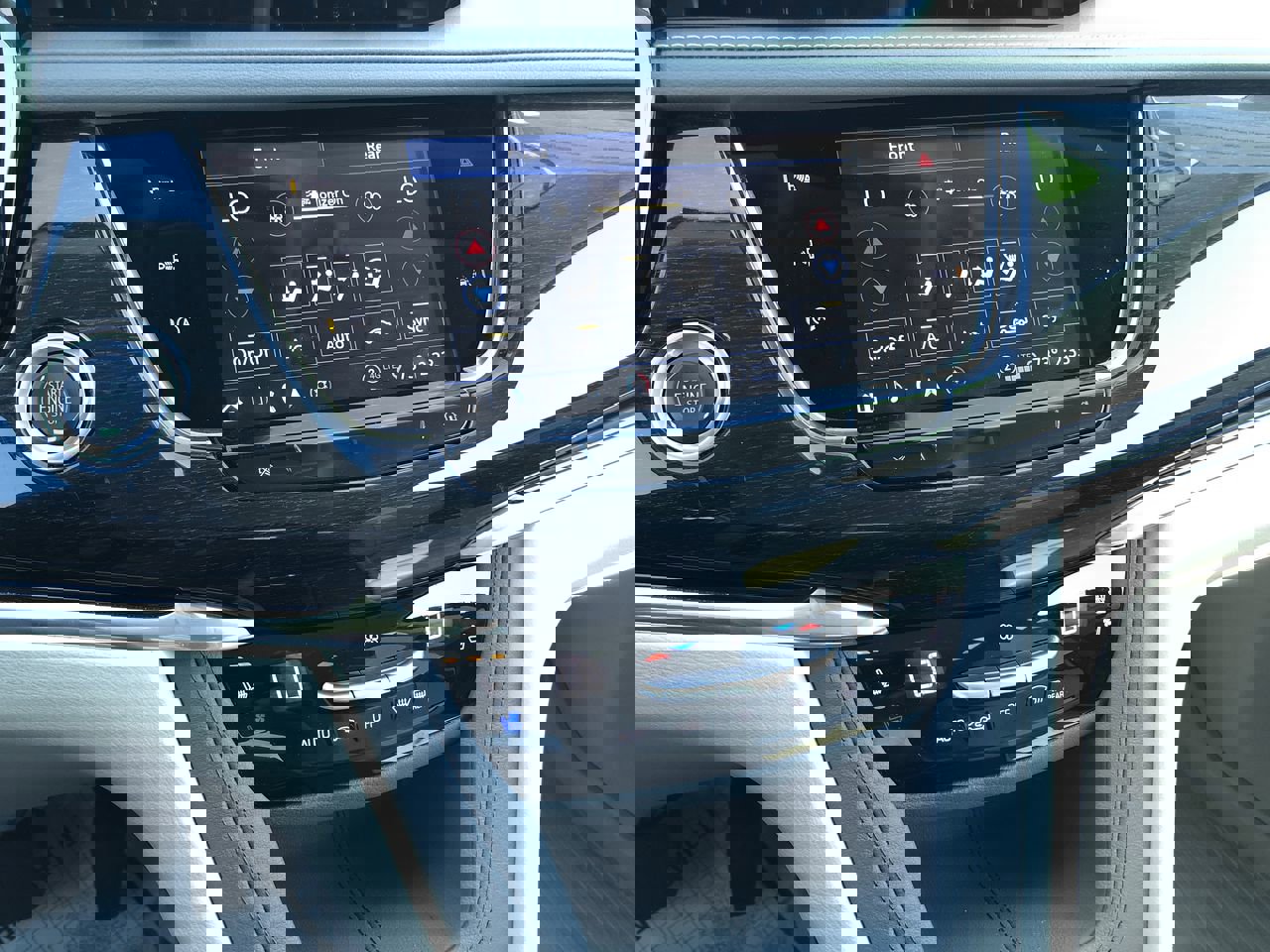 Used 2023 Cadillac XT6 Premium Luxury w/ Technology Package image 24