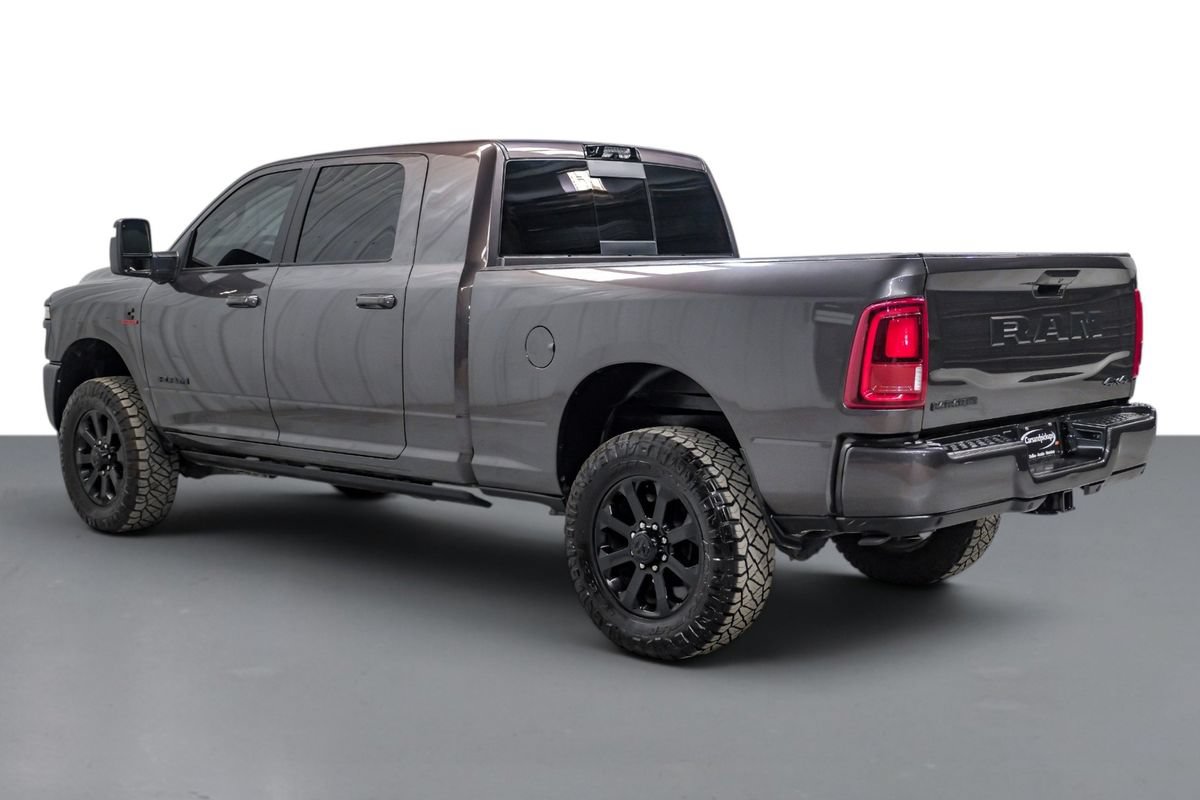 Used 2025 RAM 2500 Laramie AWD/4WD image 8