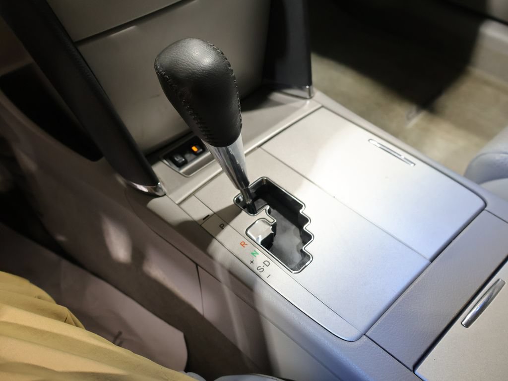Used 2007 Toyota Camry XLE FWD image 24