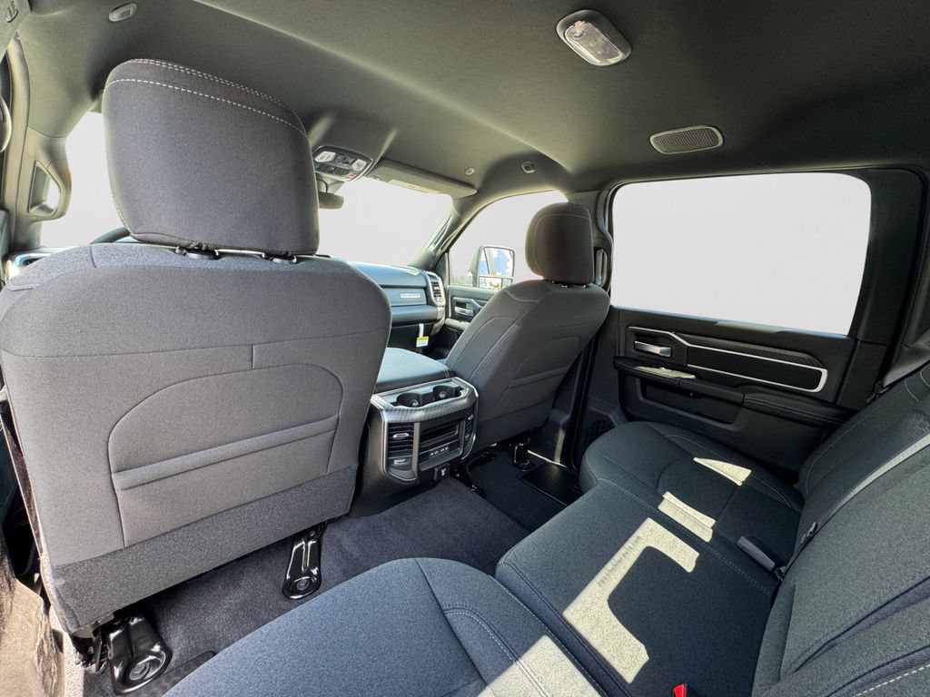 New 2026 RAM 3500 Big Horn AWD/4WD image 13