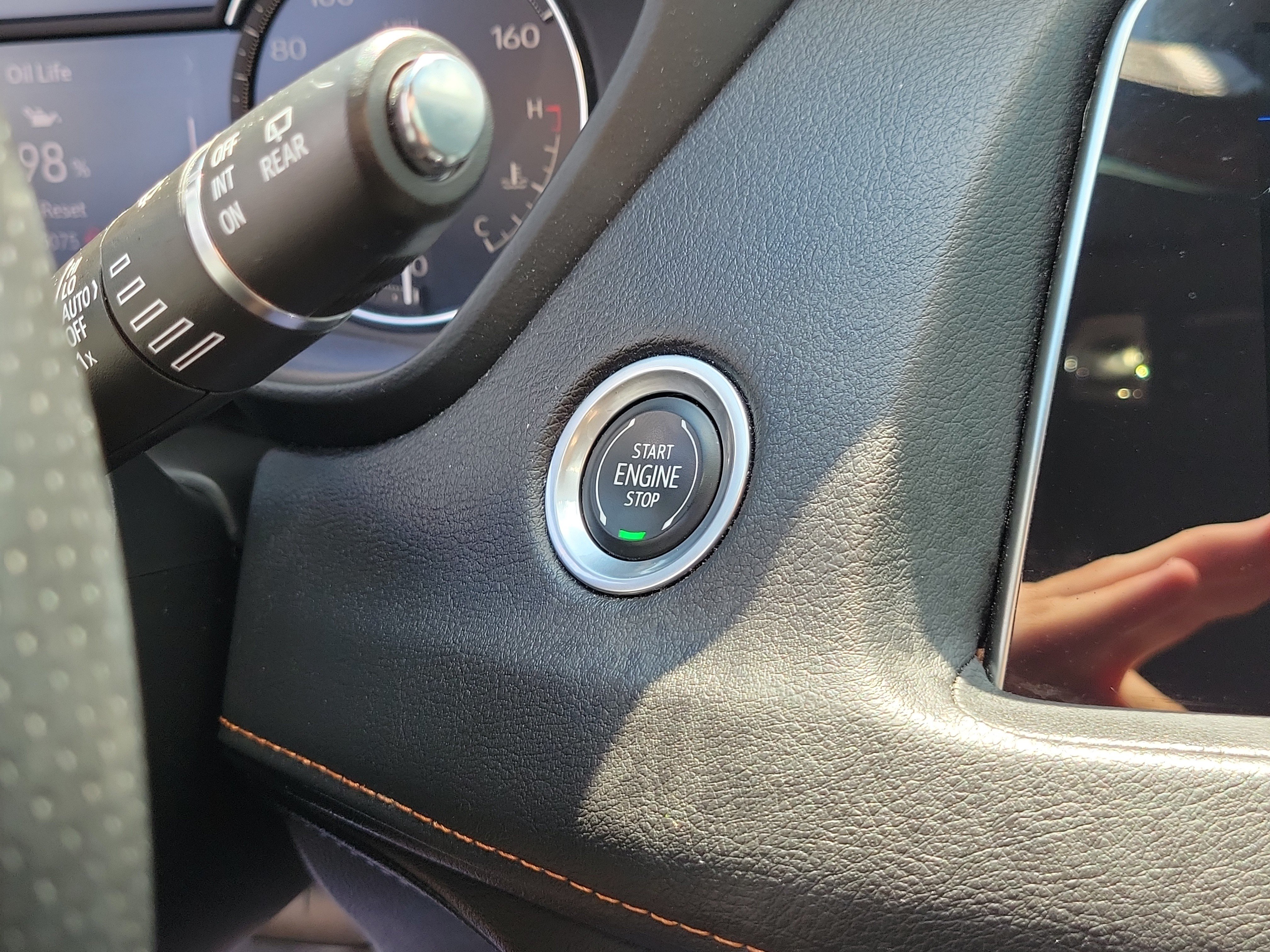Used 2022 Cadillac XT4 Sport w/ LPO, ONYX Package AWD/4WD image 30