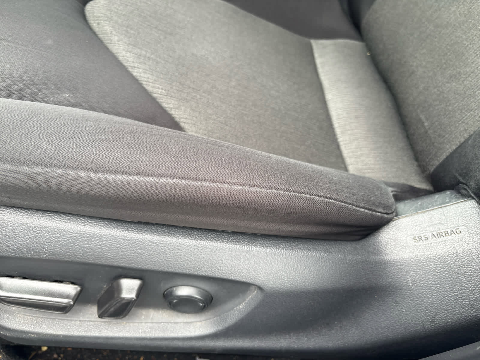 Used 2019 Toyota Camry LE w/ Convenience Package image 11