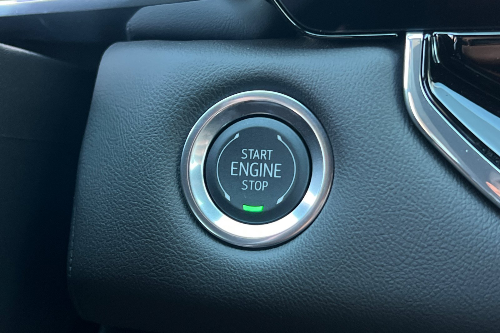New 2026 GMC Canyon Elevation w/ Convenience Package RWD image 24