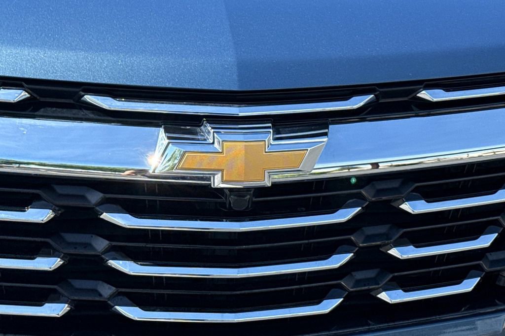 Used 2026 Chevrolet Equinox LT image 8