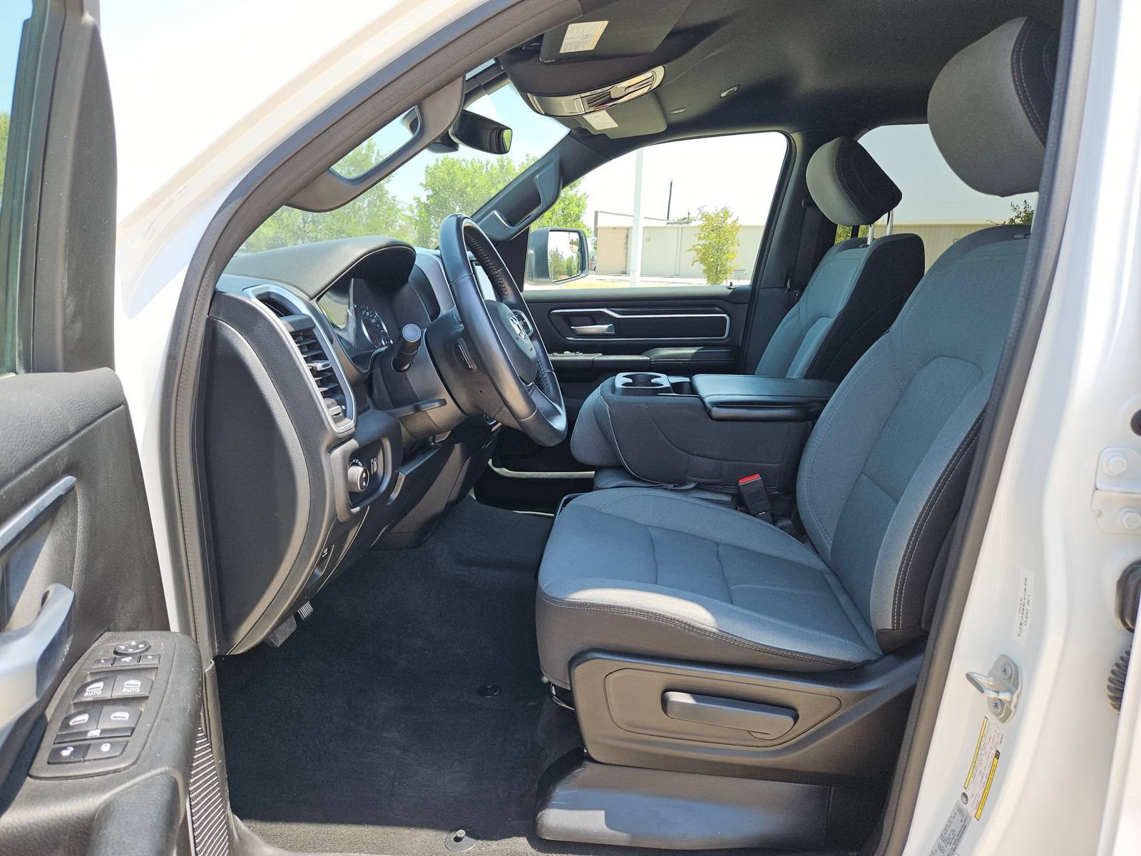 Used 2023 RAM 1500 Big Horn AWD/4WD image 9
