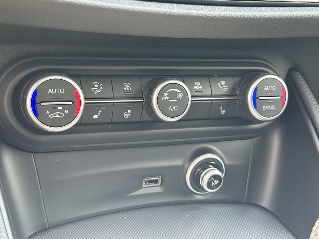 New 2026 Alfa Romeo Stelvio Sprint w/ Convenience Package AWD/4WD image 24