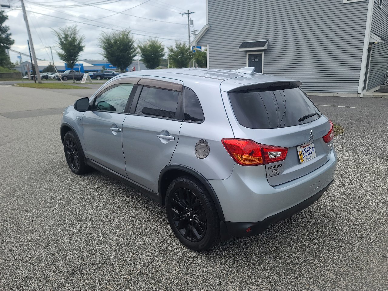 Used 2017 Mitsubishi Outlander Sport LE image 5