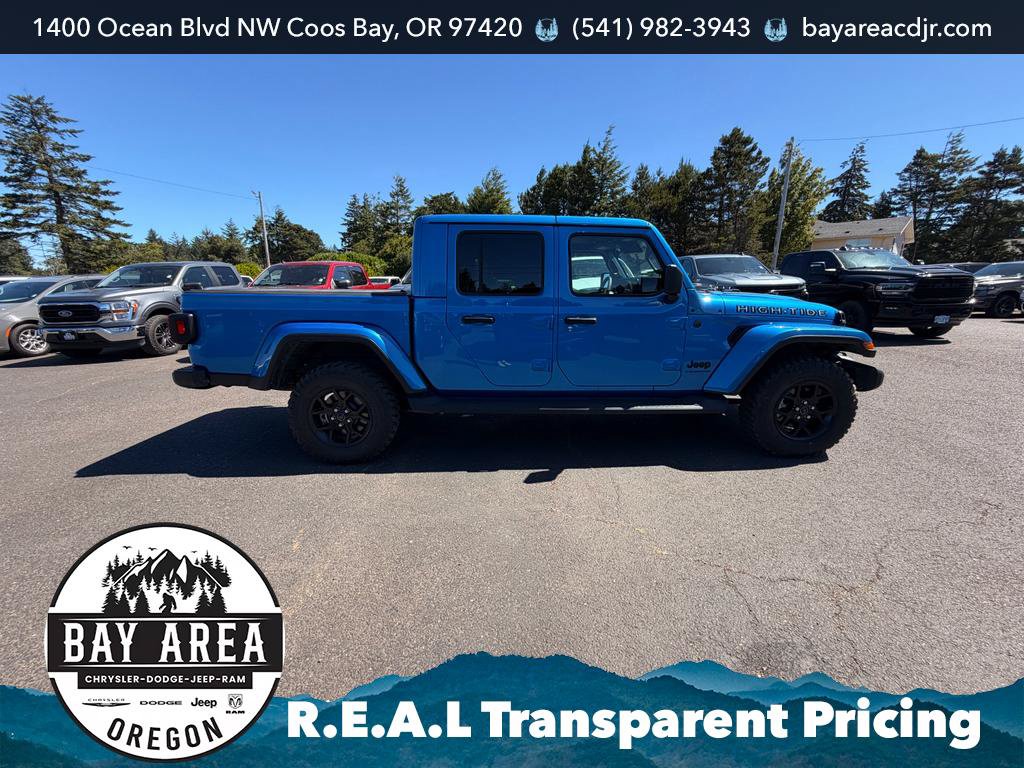Used 2025 Jeep Gladiator Sport AWD/4WD image 4