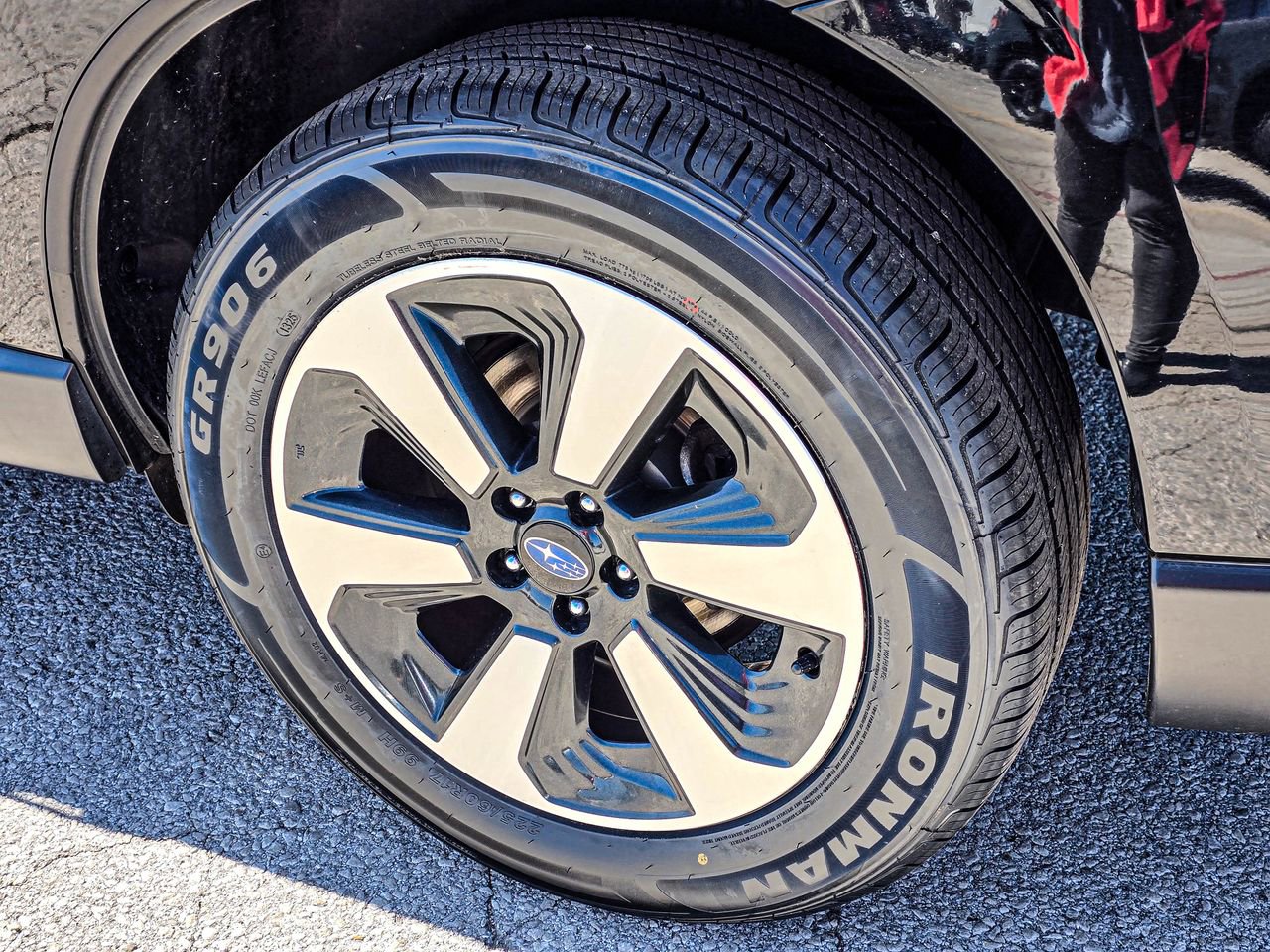 Used 2017 Subaru Forester 2.5i Premium image 9