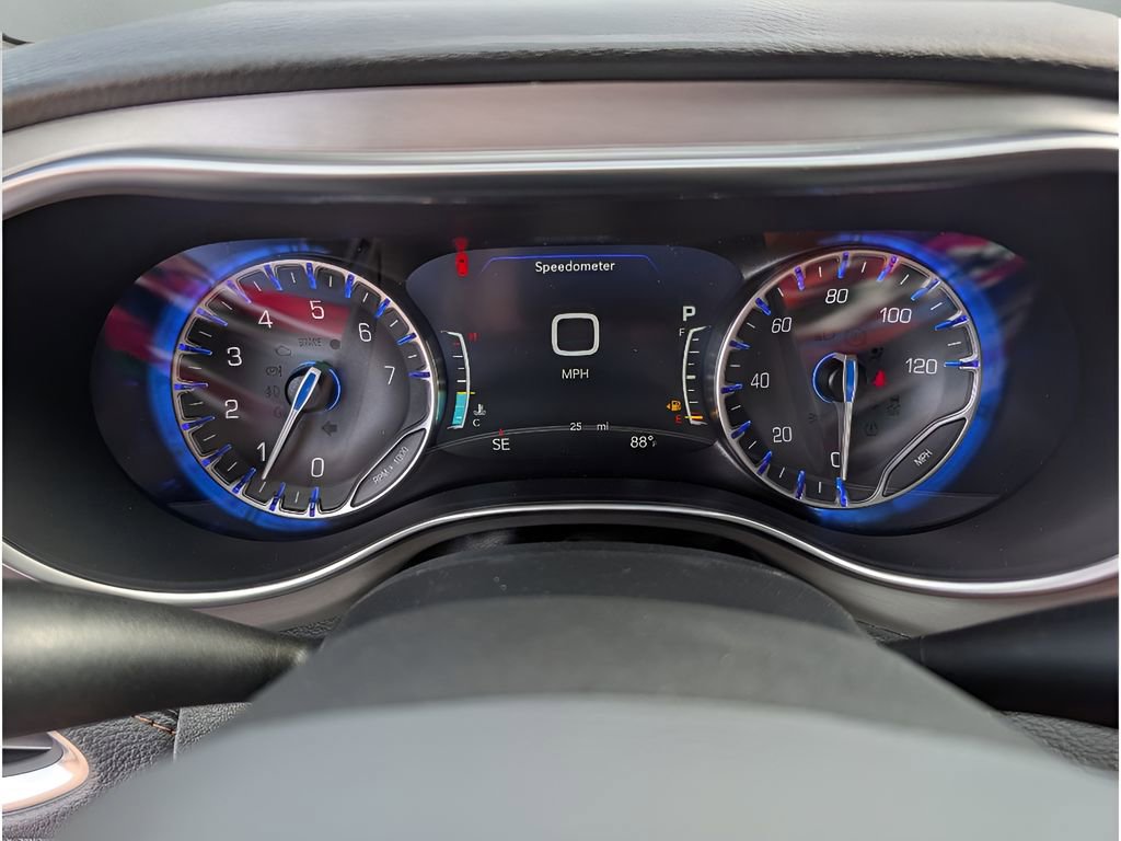 New 2026 Chrysler Pacifica Pinnacle image 22
