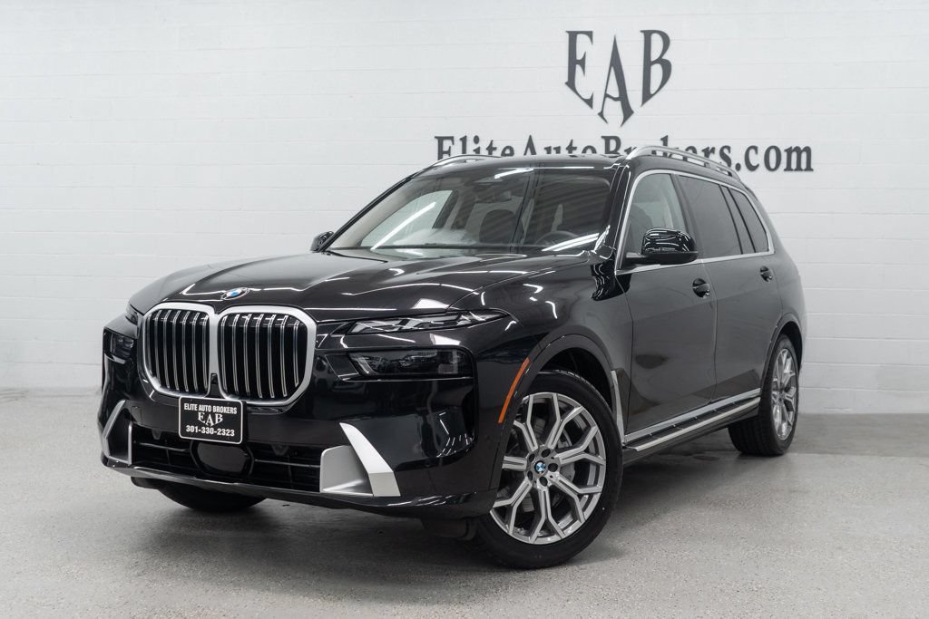 Used 2026 BMW X7 xDrive40i AWD/4WD image 1