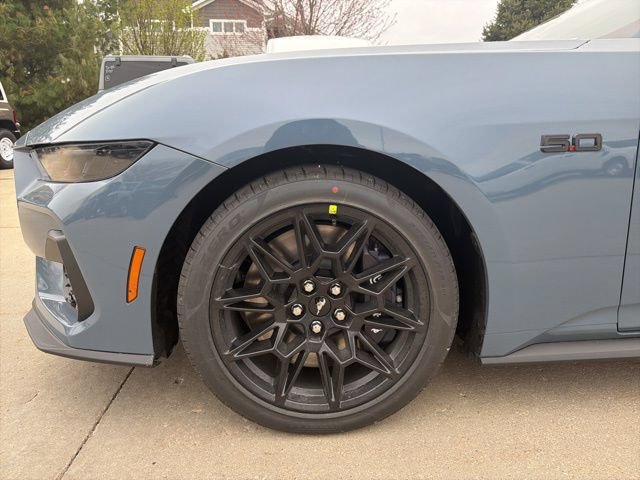 New 2026 Ford Mustang GT w/ GT Performance Package RWD image 12