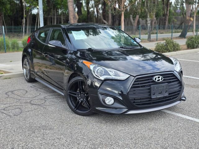 Used 2015 Hyundai Veloster Turbo FWD image 4