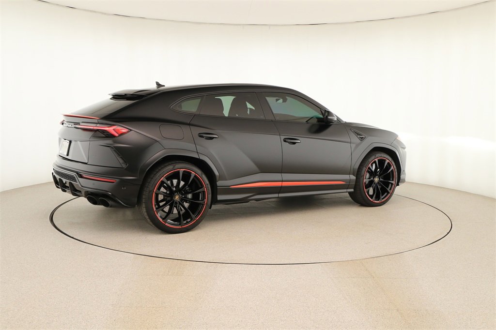 Used 2022 Lamborghini Urus image 7