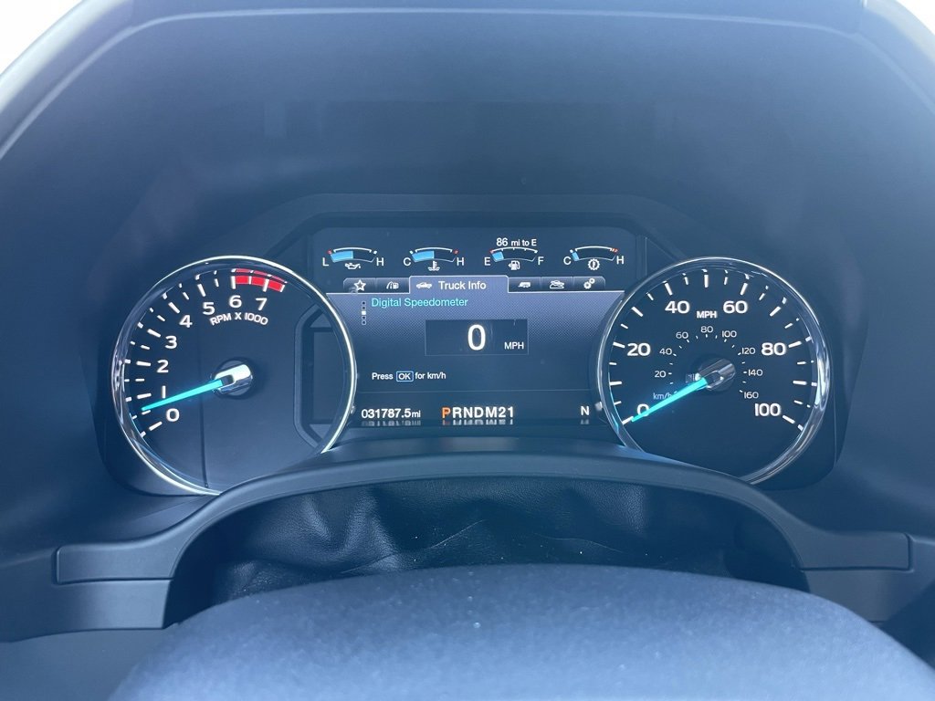 Used 2017 Ford F250 Lariat w/ Chrome Package image 9