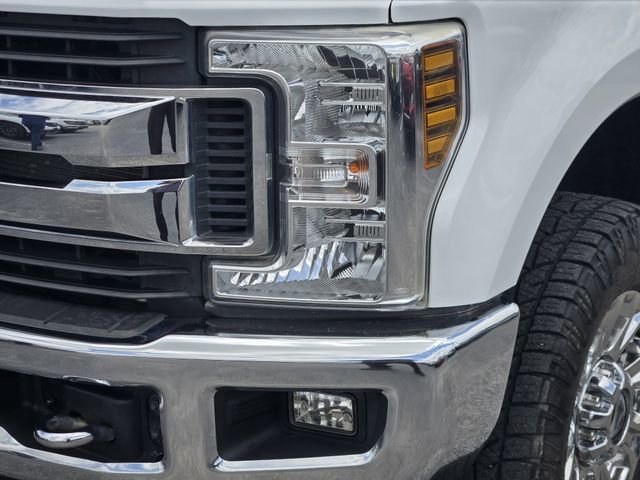 Used 2019 Ford F250 XLT w/ XLT Premium Package AWD/4WD image 10