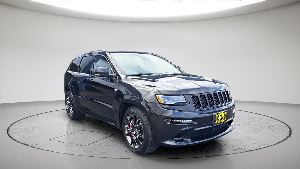 Used 2014 Jeep Grand Cherokee SRT8 w/ Luxury Group II AWD/4WD image 3