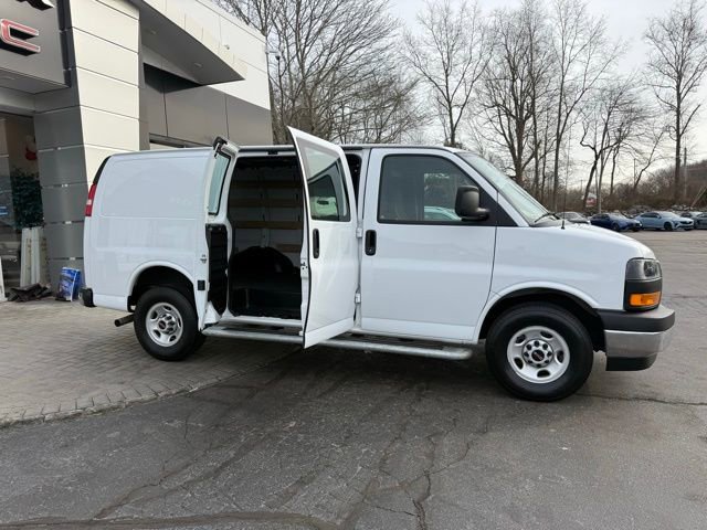 Used 2024 GMC Savana 2500 w/ Driver Convenience Package image 11