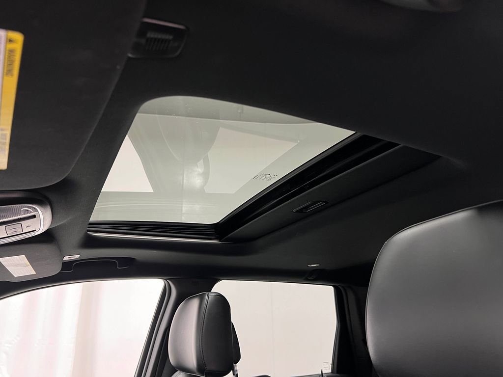 Used 2019 Jeep Grand Cherokee Altitude image 12