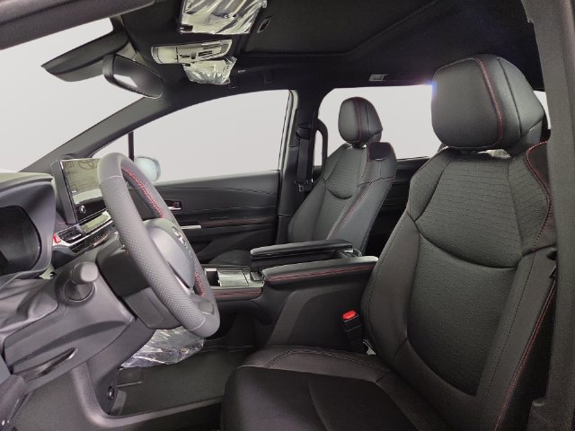 New 2026 Toyota Sienna XSE AWD/4WD image 13