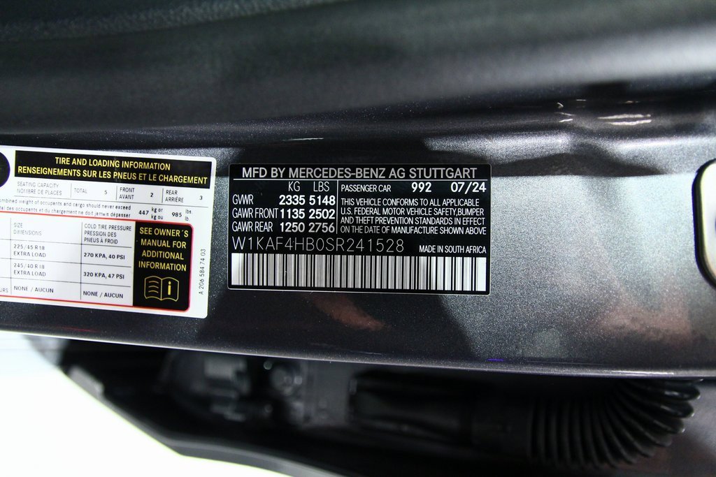 Used 2025 Mercedes-Benz C 300 4MATIC Sedan image 21