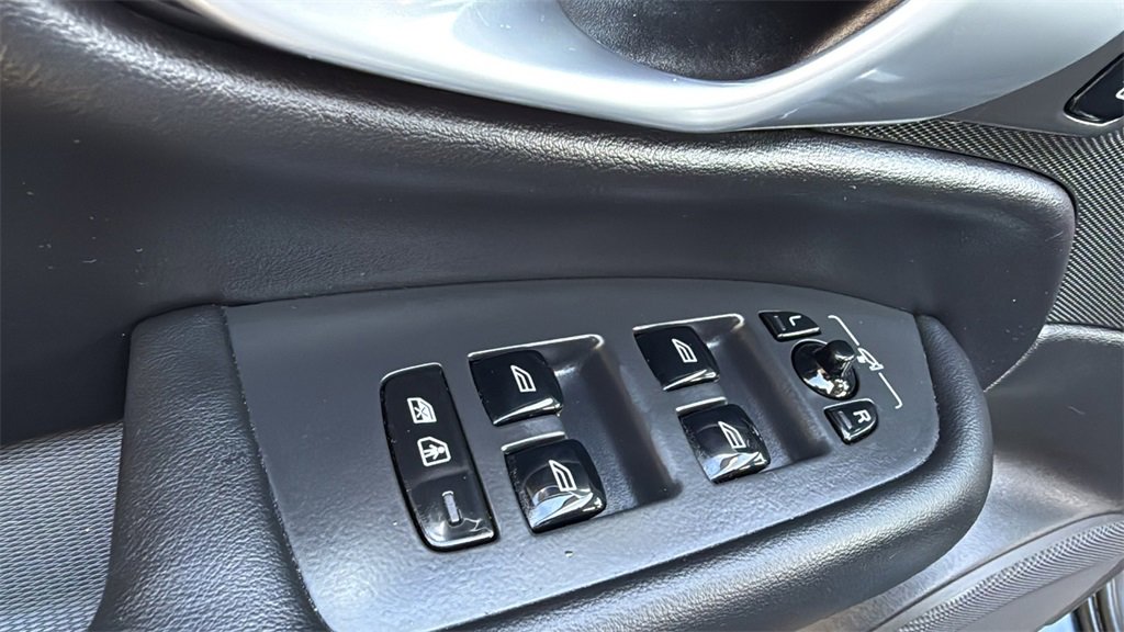 Certified 2024 Volvo XC90 T8 Plus w/ Protection Package Premier image 16