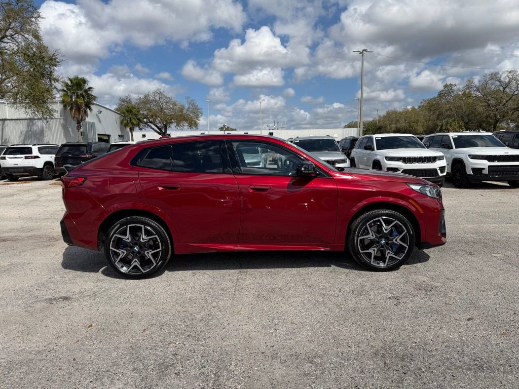 Used 2025 BMW X2 M35i w/ Premium Package image 7