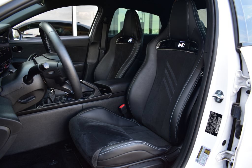Used 2025 Hyundai Elantra N FWD image 18