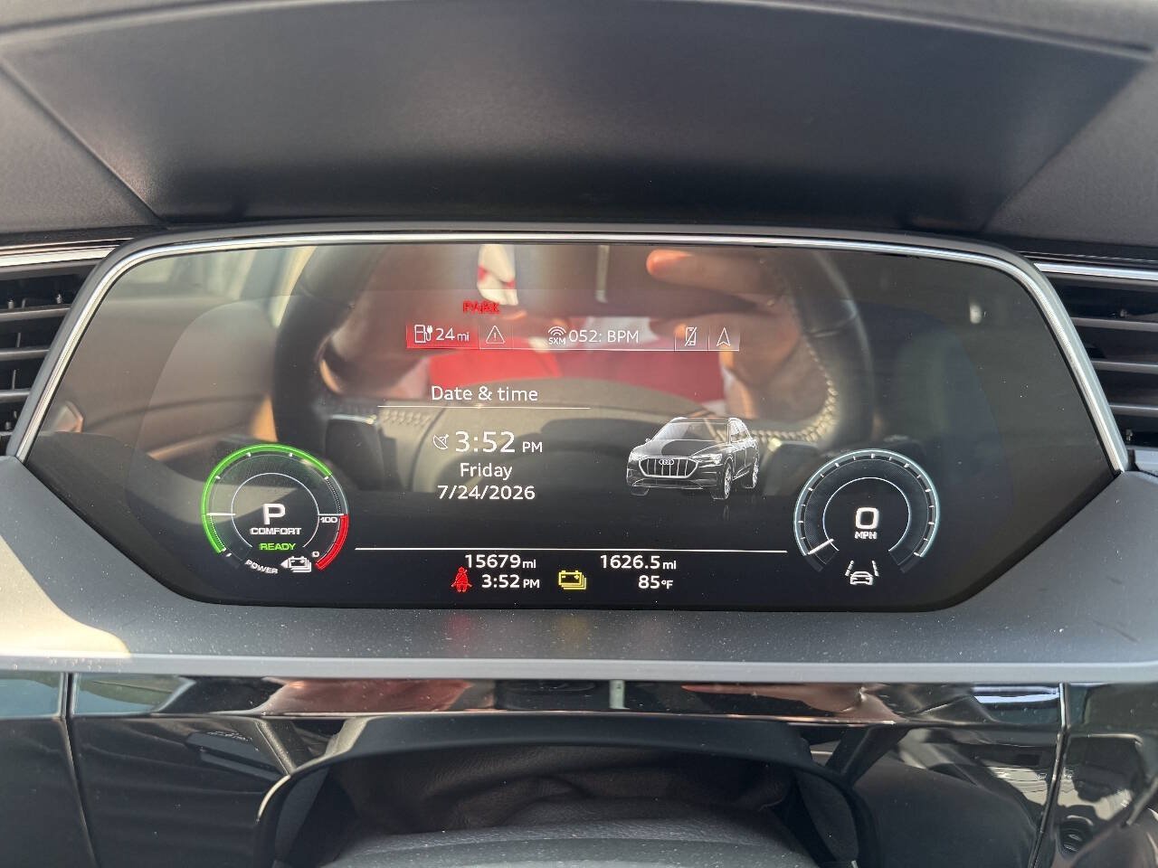Used 2021 Audi e-tron Premium w/ Convenience Plus Package AWD/4WD image 31