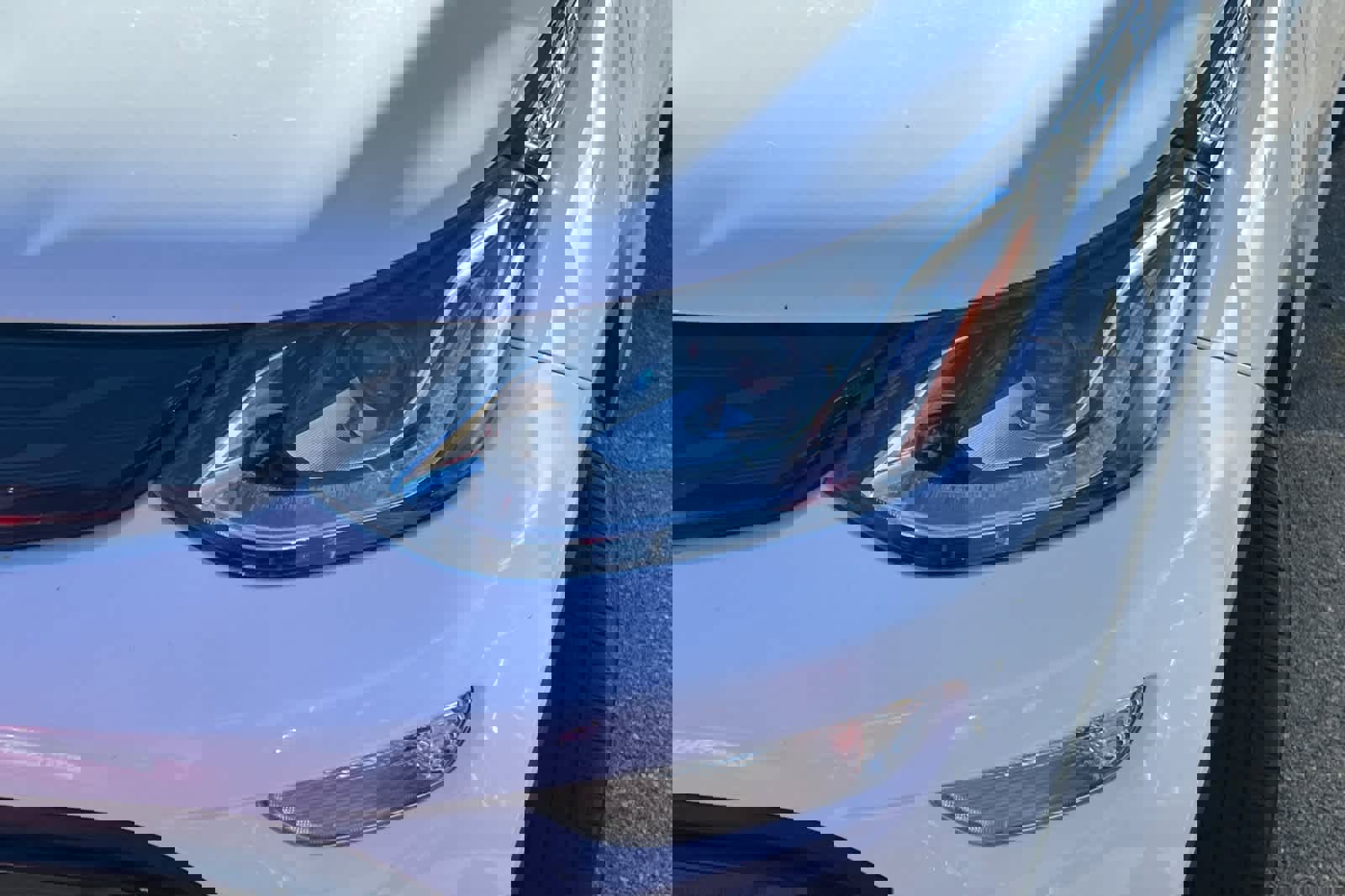 Used 2017 Chevrolet Bolt Premier w/ Driver Confidence II Package image 11