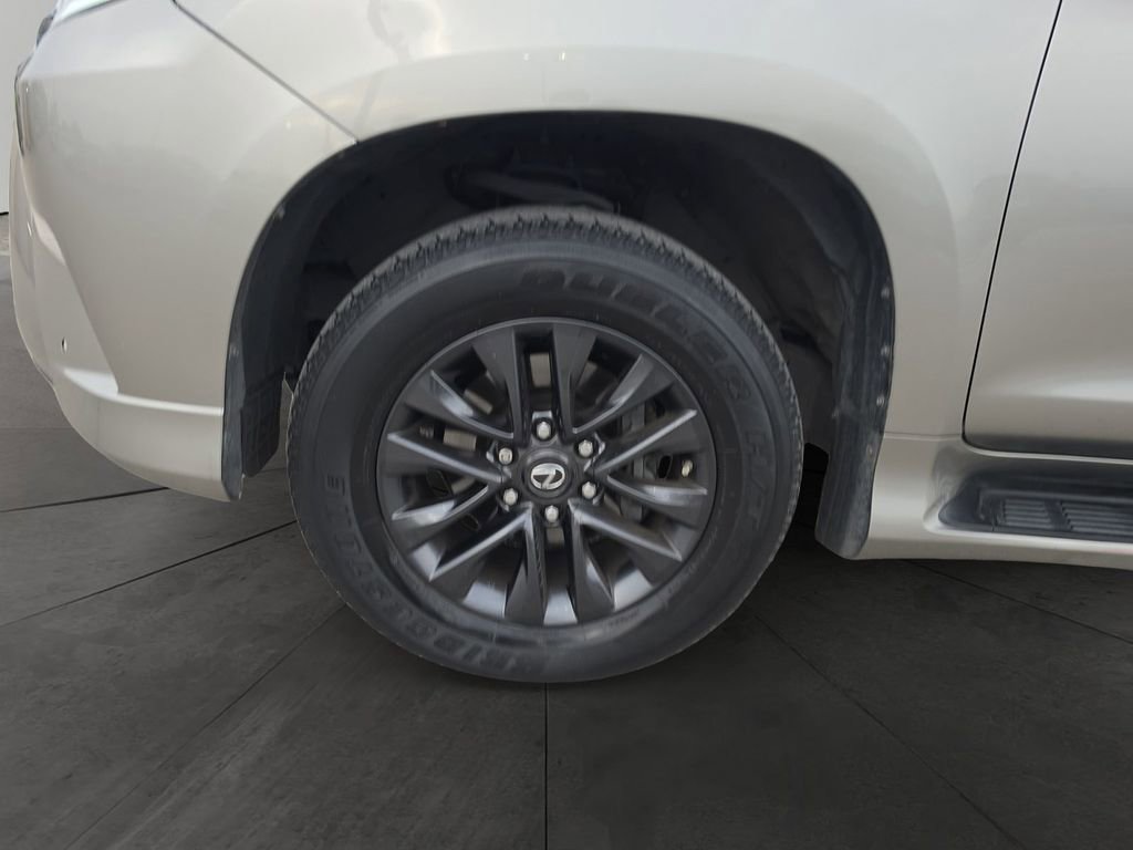 Used 2021 Lexus GX 460 Premium w/ Premium Package AWD/4WD image 14