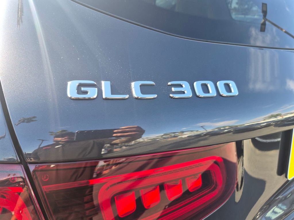 Used 2022 Mercedes-Benz GLC 300 image 15