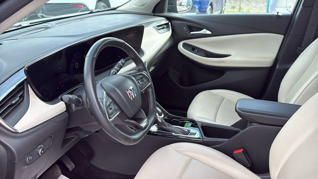 Used 2024 Buick Encore GX Sport Touring w/ Experience Buick Package AWD/4WD image 18