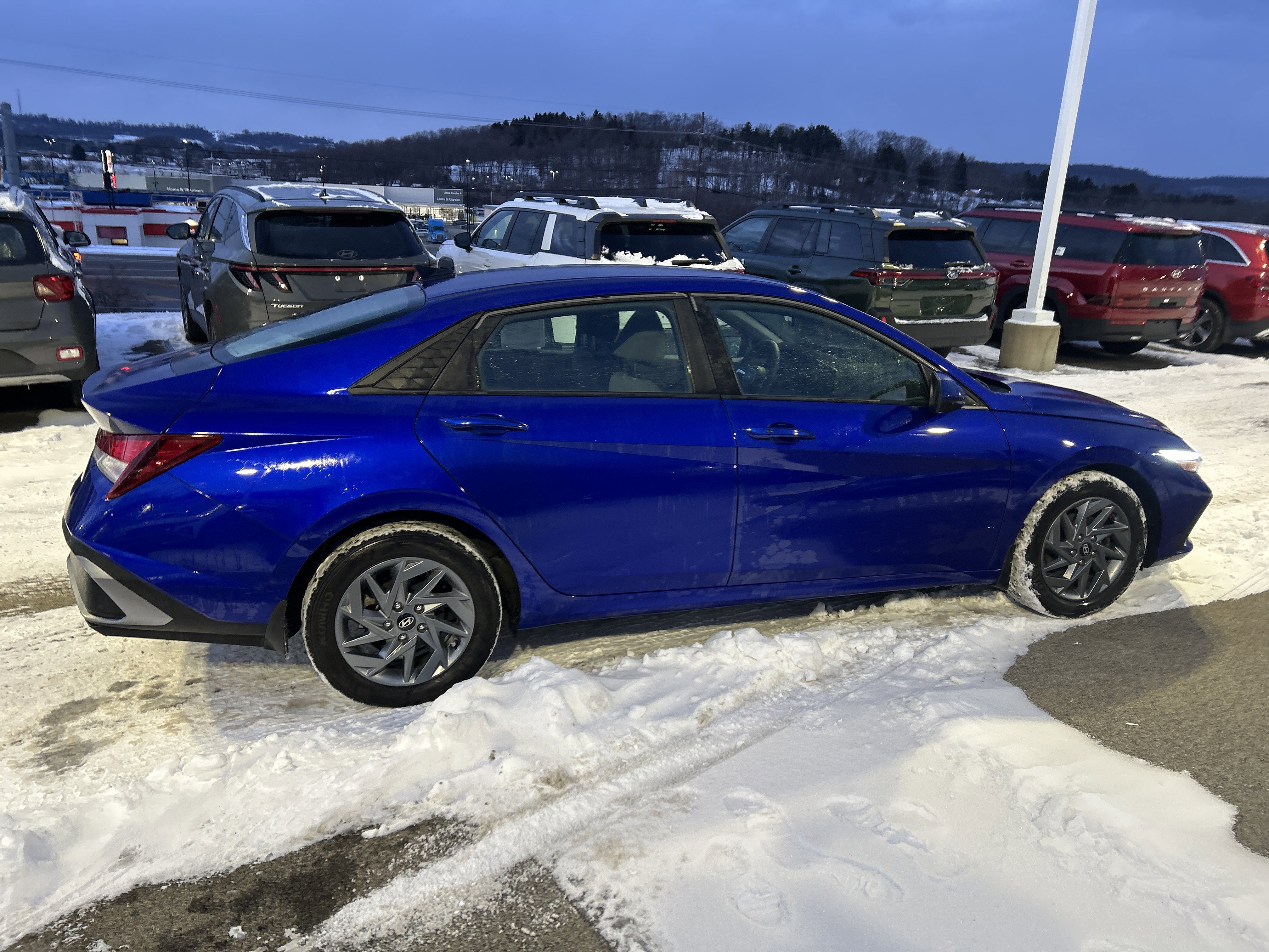 Certified 2024 Hyundai Elantra SEL image 5