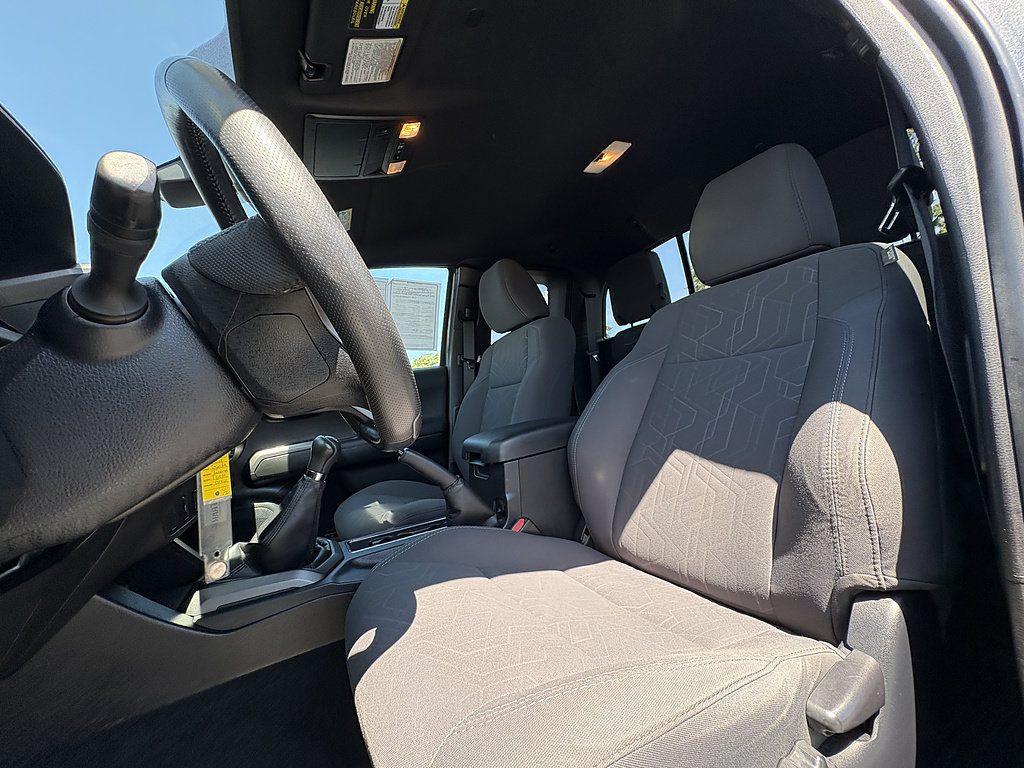 Used 2019 Toyota Tacoma TRD Sport AWD/4WD image 18