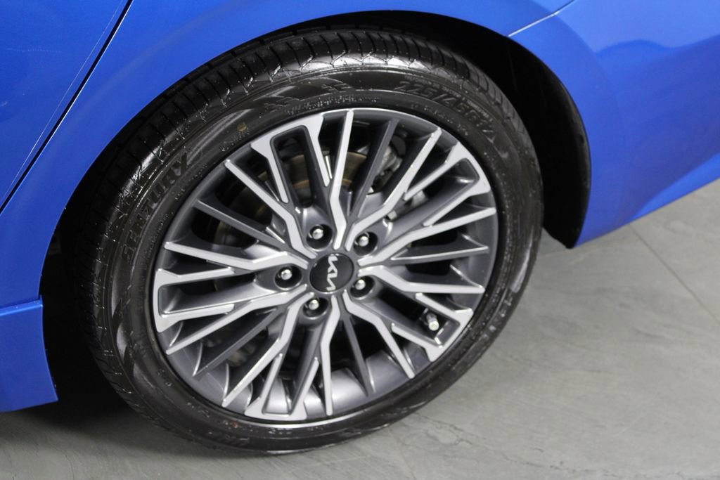 Used 2022 Kia Forte GT-Line w/ GT-Line Premium Package image 10