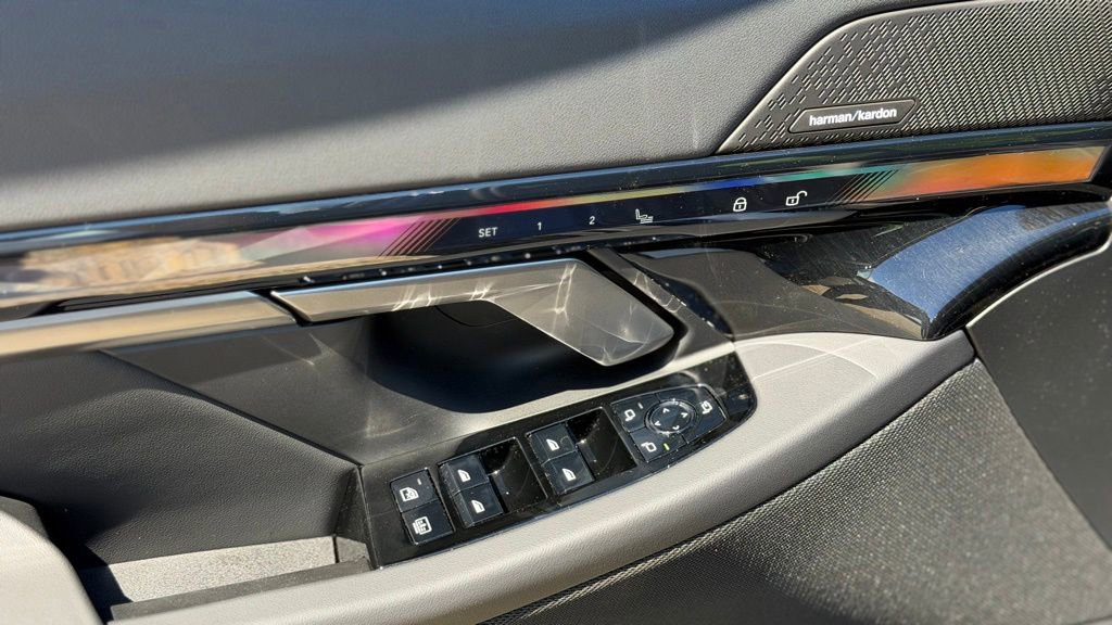 New 2027 BMW 530i xDrive w/ Premium Package AWD/4WD image 12