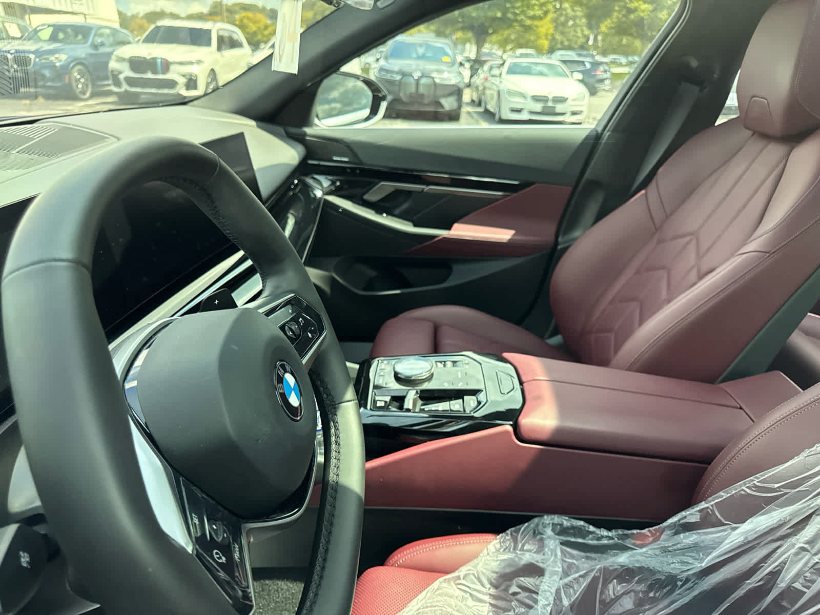 Used 2024 BMW 530i xDrive w/ Premium Package AWD/4WD image 22