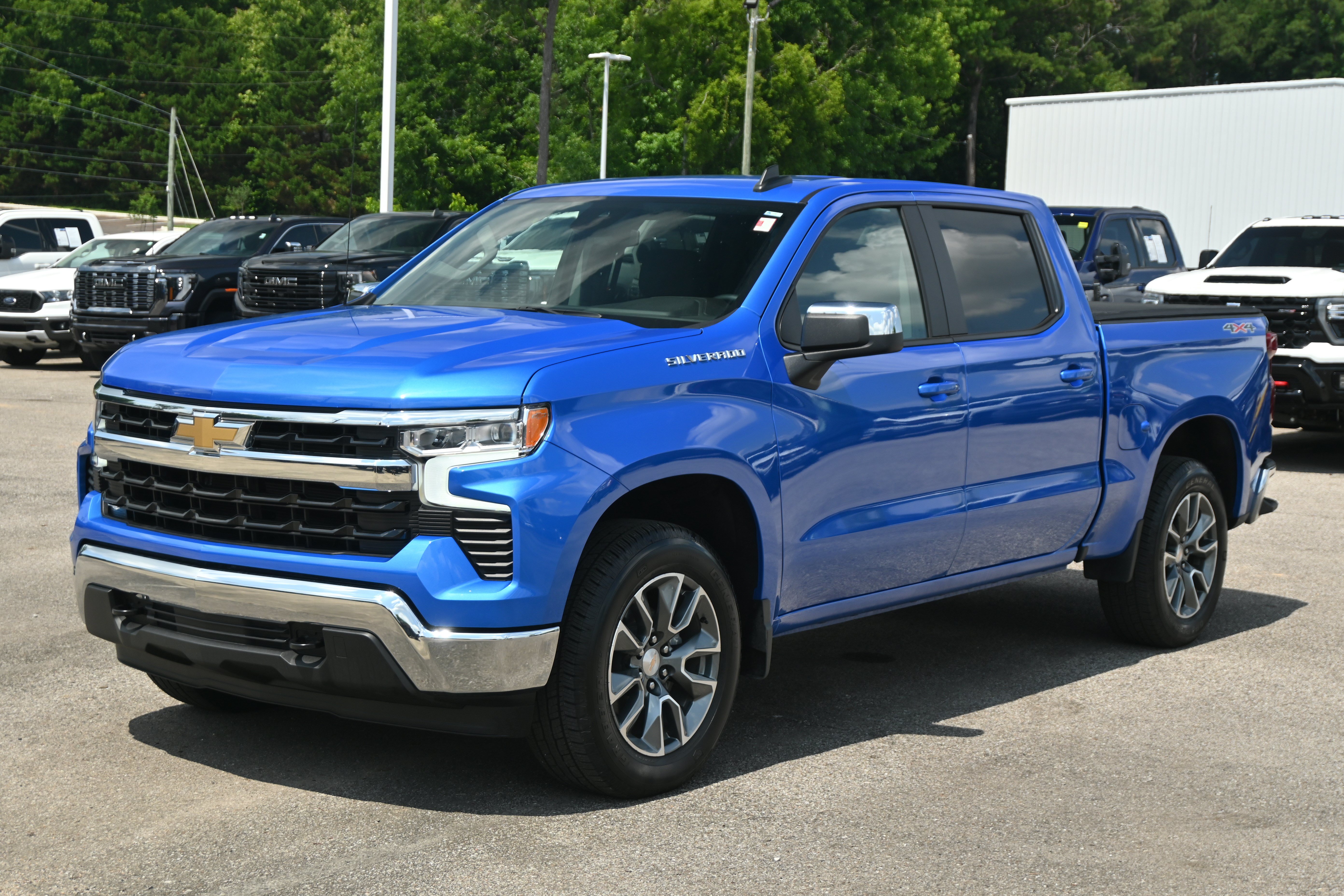 Used 2026 Chevrolet Silverado 1500 LT w/ LPO, Liner Protection Package AWD/4WD image 36