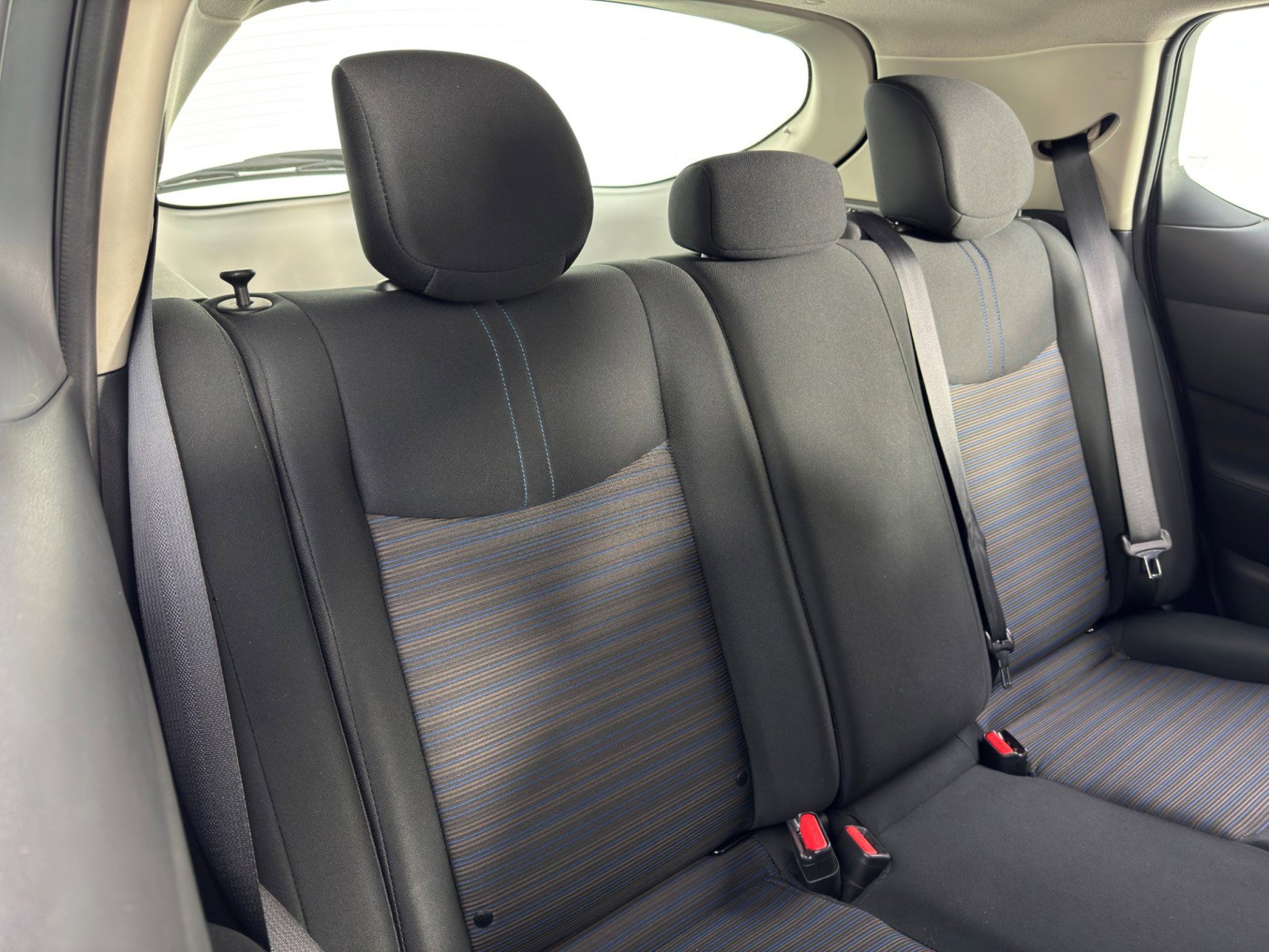 Used 2024 Nissan Leaf SV Plus image 33