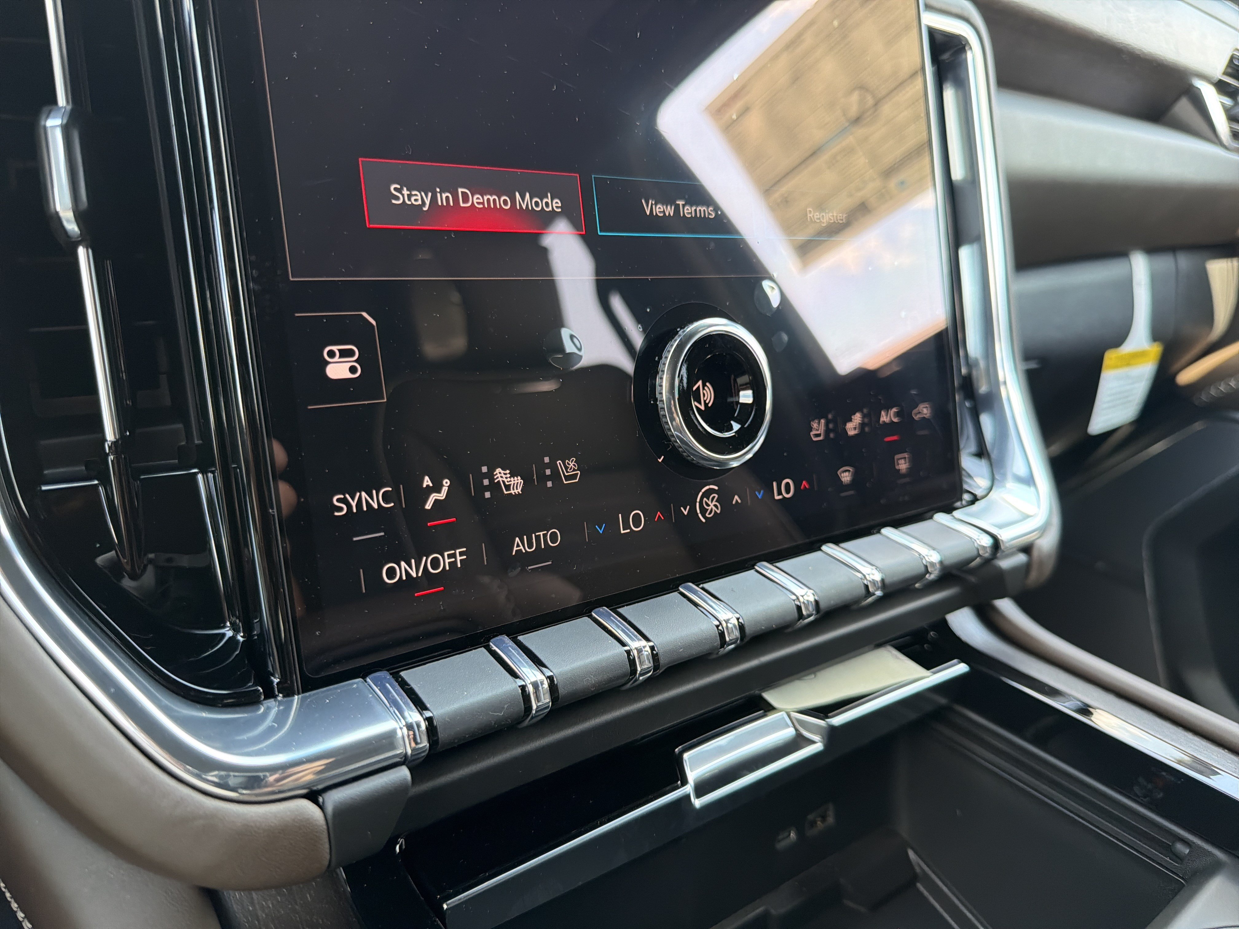 New 2026 GMC Yukon XL Denali Ultimate AWD/4WD image 25
