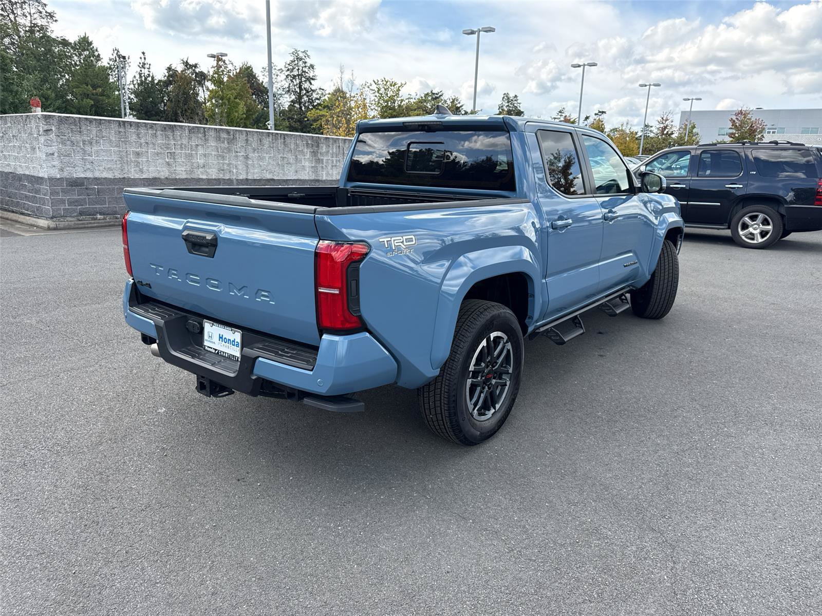 Used 2026 Toyota Tacoma TRD Sport w/ TRD Sport Premium Package AWD/4WD image 22