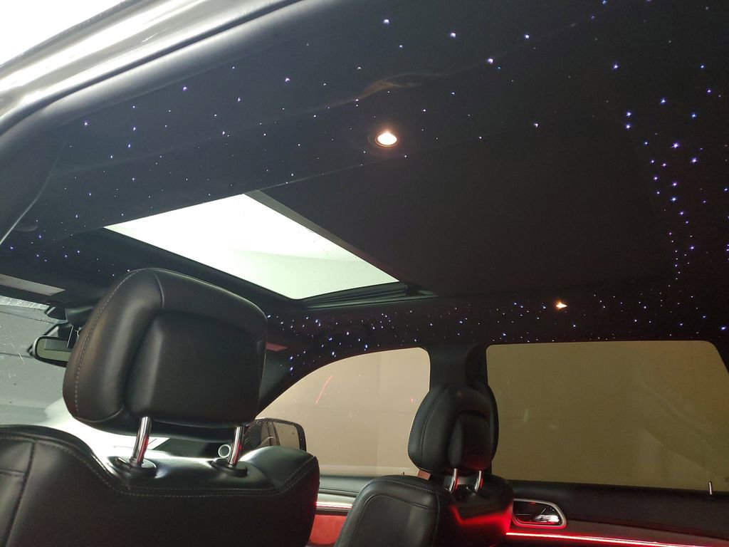 Used 2021 Jeep Grand Cherokee SRT image 16