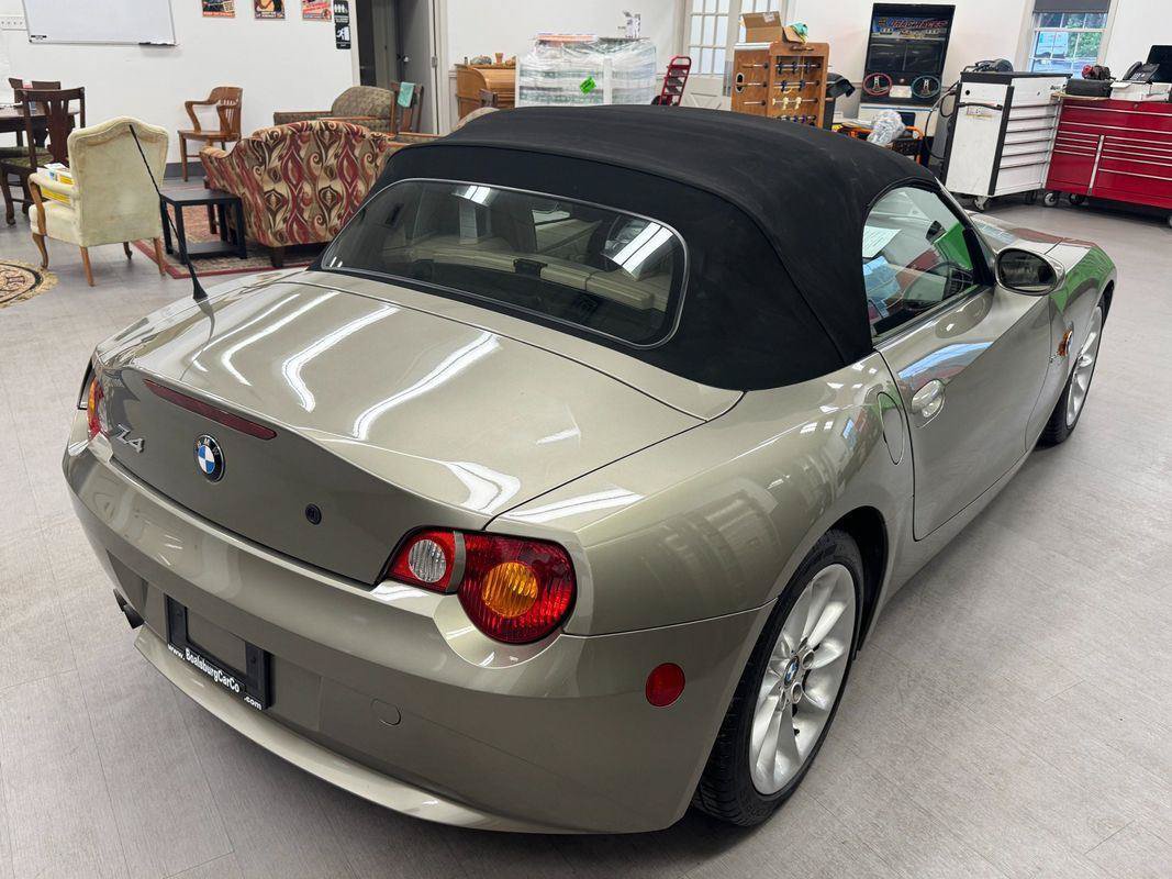 Used 2004 BMW Z4 2.5i RWD image 25