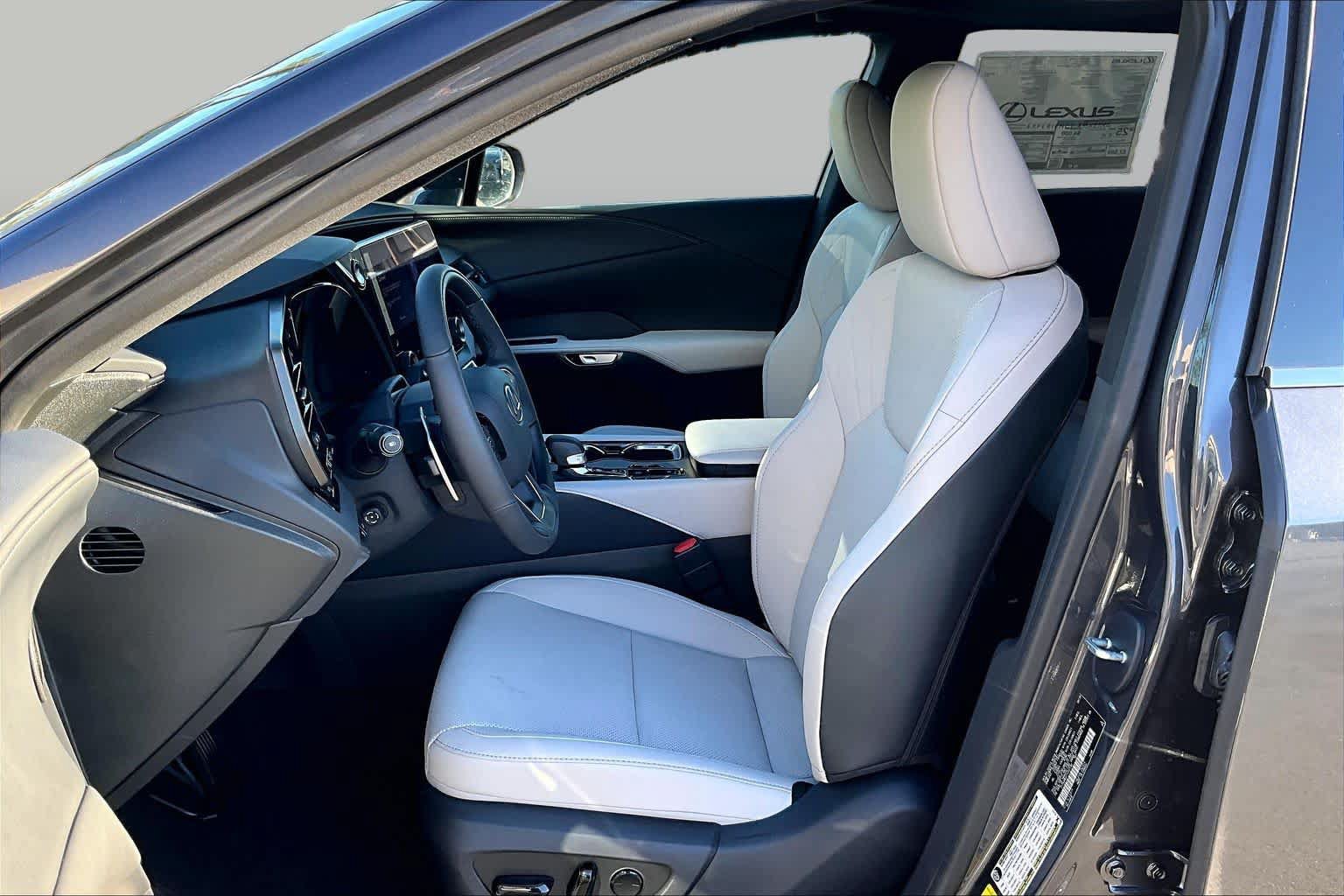 New 2026 Lexus RX 350 F Sport w/ Convenience Package FWD image 18