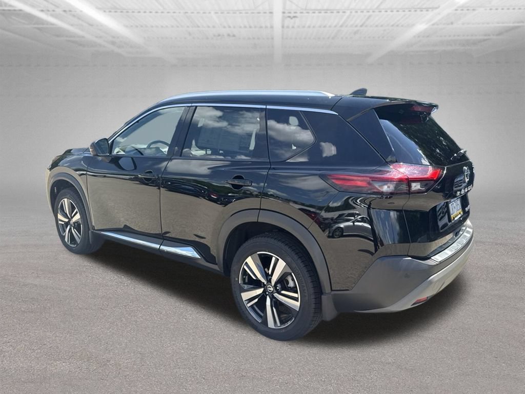 Used 2021 Nissan Rogue SL AWD/4WD image 3
